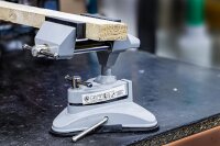BGS Diy Tisch-Schraubstock | schwenkbar | Backen 70 mm | mit Vakuum-Saugfuß