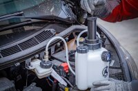 BGS Diy Bremsen- und Kupplungssystem-Entlüfter-Satz...